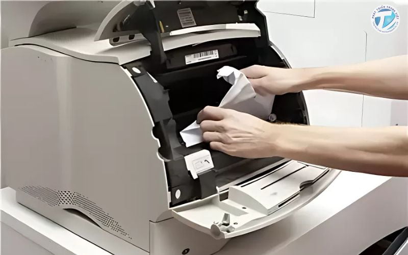 Cách lấy giấy bị kẹt trong máy in Canon 2900 an toàn